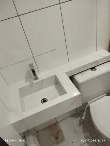 Bancada de porcelanato 