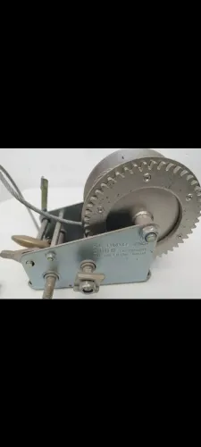 Guincho manual 2000 lb