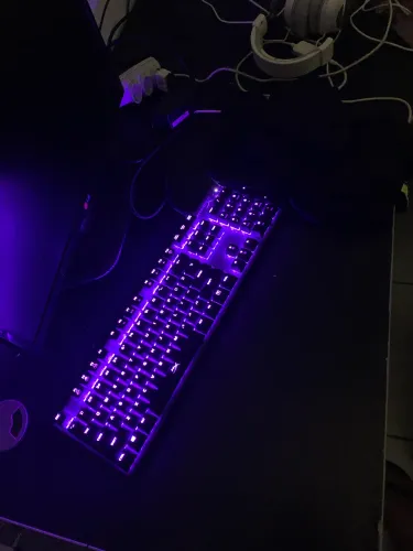 Teclado Hyperx FPS RGB