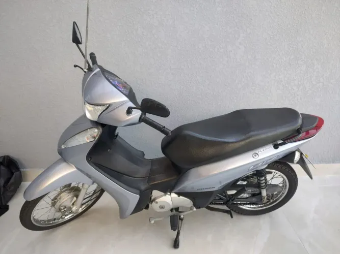 Honda biz 125 ES