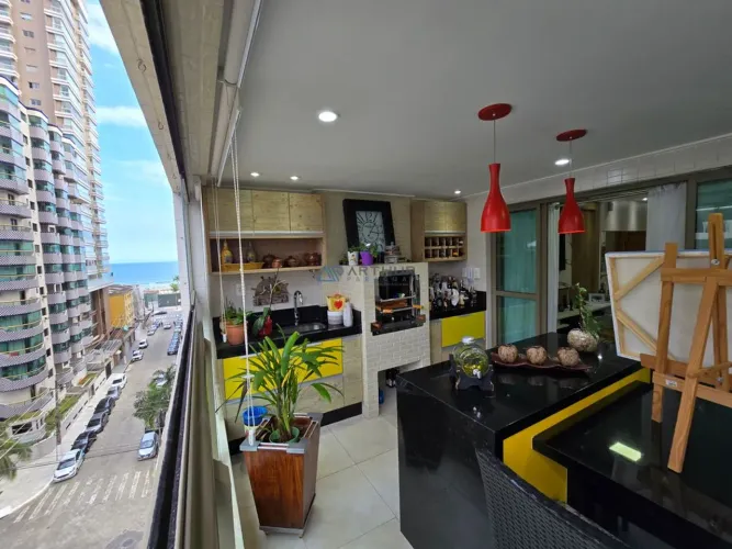 Apartamento de Alto Padrão no Canto do Forte à venda em Praia Grande