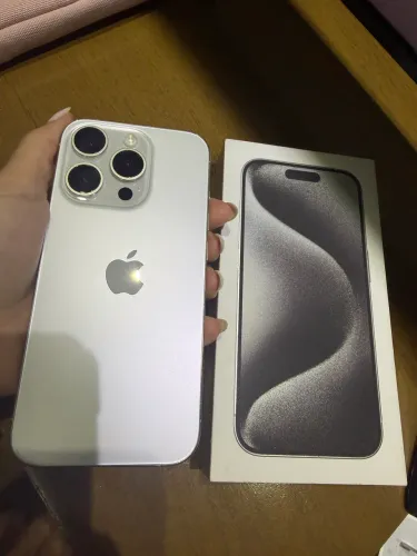 Iphone 15 Pro 128gb - 88% de saúde da bateria