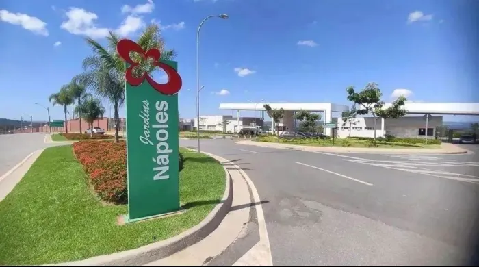 Lote à Venda no Jardins Nápoles - 380 m²