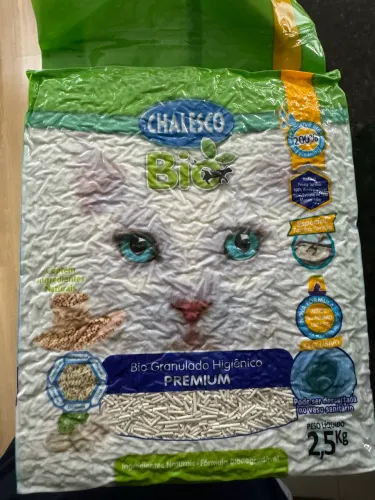 Areia granulado higiênico para gatos