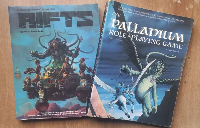 Palladium Fantasy e Rifts (RPG livro em Ingles)