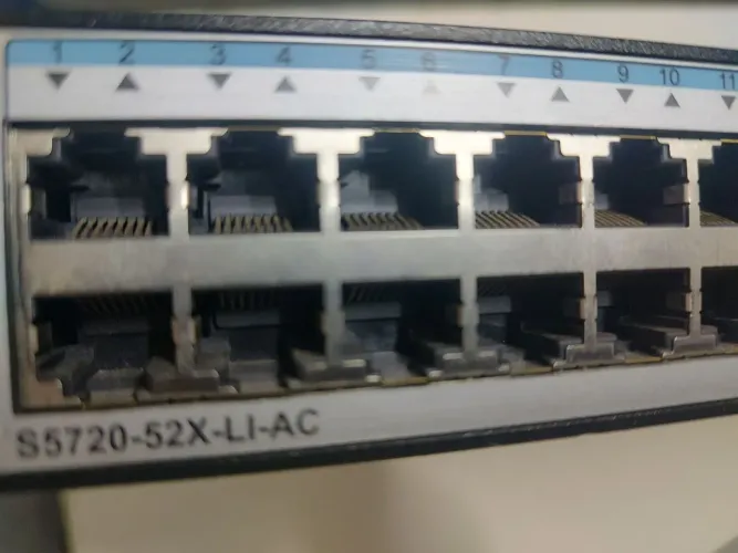 Switch Huawei S5720-52x-LI-AC 48 Portas