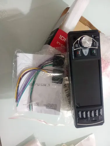 Som automotivo com display vídeo 