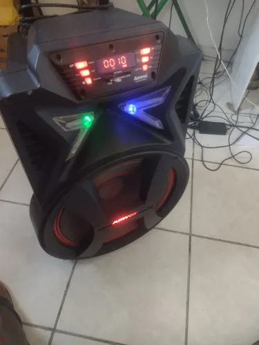 Vendo caixa Bluetooth grande Amavox