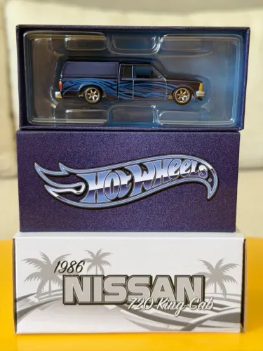 Hot Wheels RLC 1986 Nissan 720 King Cab