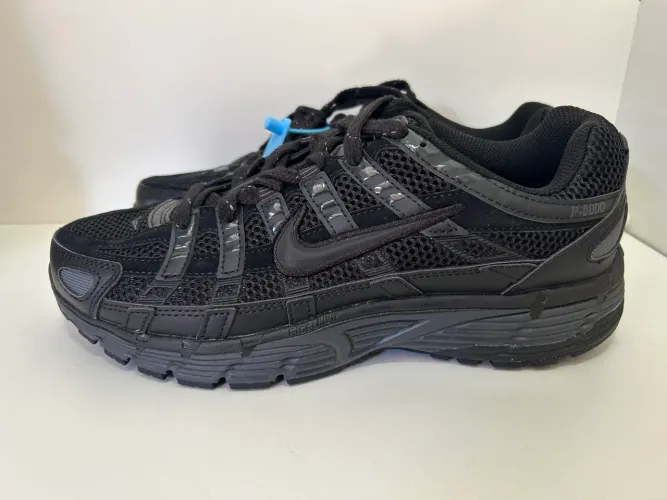 Tênis P-6000 Nike