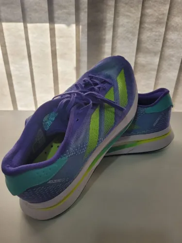 Tênis adidas adzero SL2