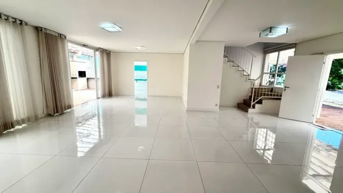 CASA PARA LOCAÇÂO 231M² CONDOMÍNIO PAULISTANO MORUMBI