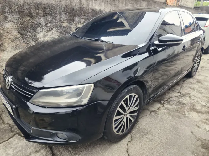 Volkswagen Jetta Highline 2.0 TSI 16V 4P Tiptronic 2013