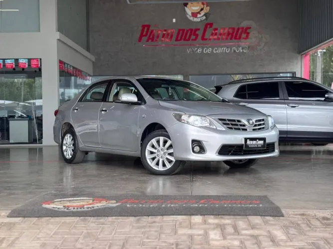 Toyota Corolla Altis 2.0 Flex 16V Aut. 2014