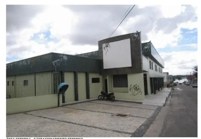 predio comercial na Av Osorio de Paiva parangaba