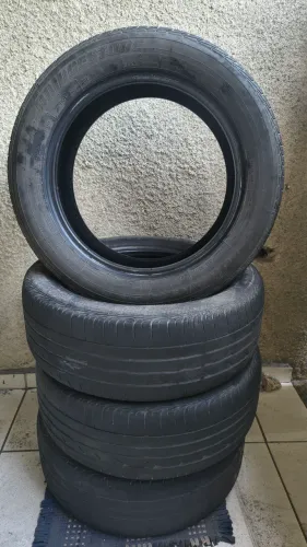 Pneus Brigestone 205/55r16 Turanza