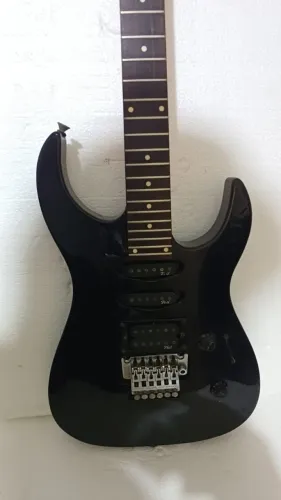 Guitarra Phill super strato