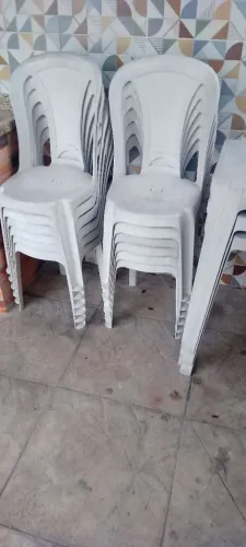 3 Mesas e 12 Cadeiras