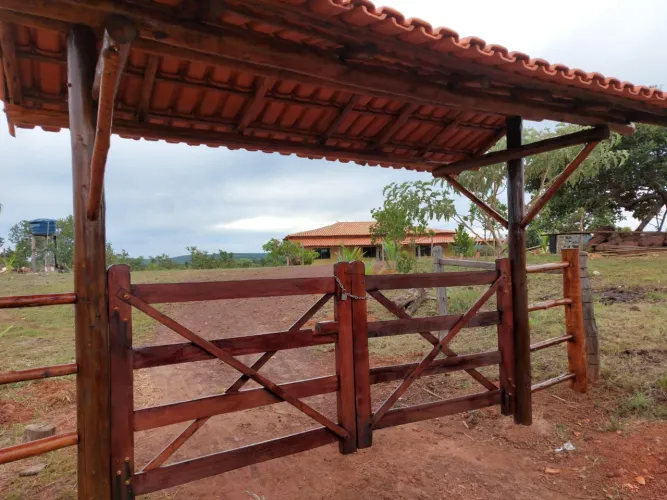 Sitio com Ótima estrutura /Próximo Lagoinha,Aceita veículo ou imóvel..