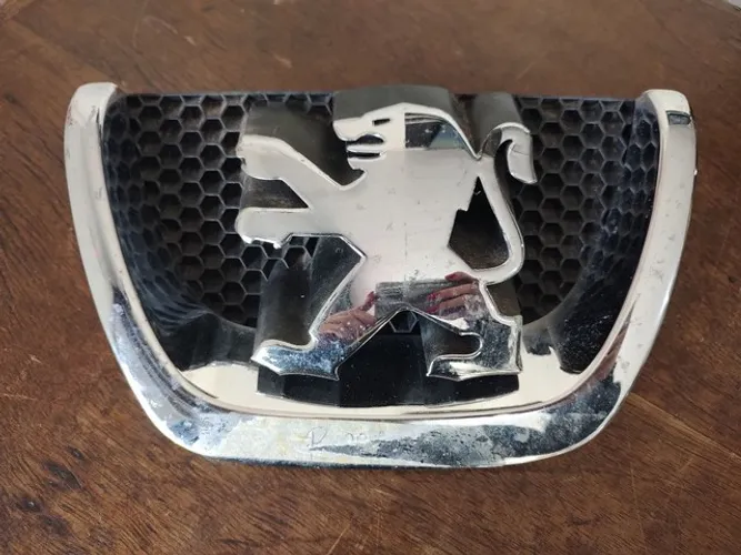 Emblema Peugeot 207