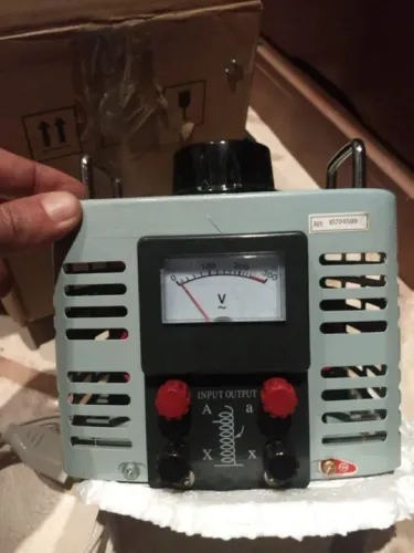 Regulador de voltagem 1kva