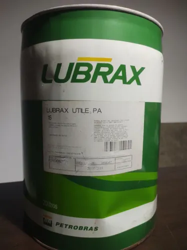 Vendo 2 tambor de 20 litros cada de óleo para Armamento e Ferramentas