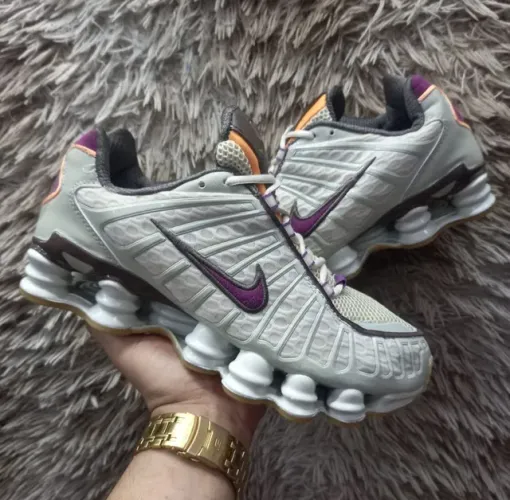 Tênis Nike 12 molas