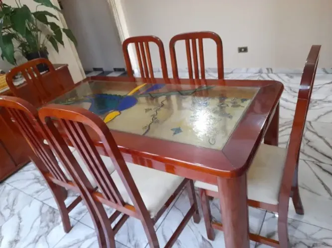 Mesa de jantar retangular de1,60 X 0,80 m com 6 cadeiras