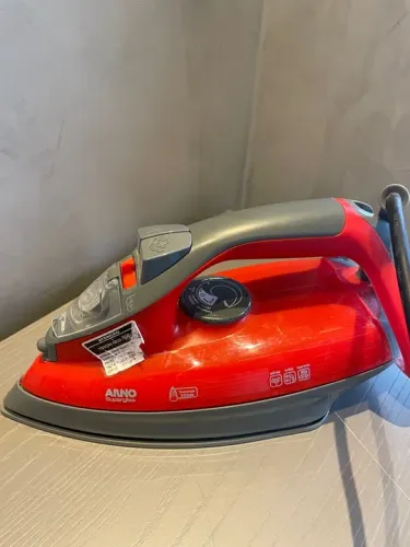 Ferro de passar roupa 220v ARNO