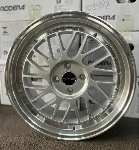 Rodas novas aro 17 tala 7.5 4x100