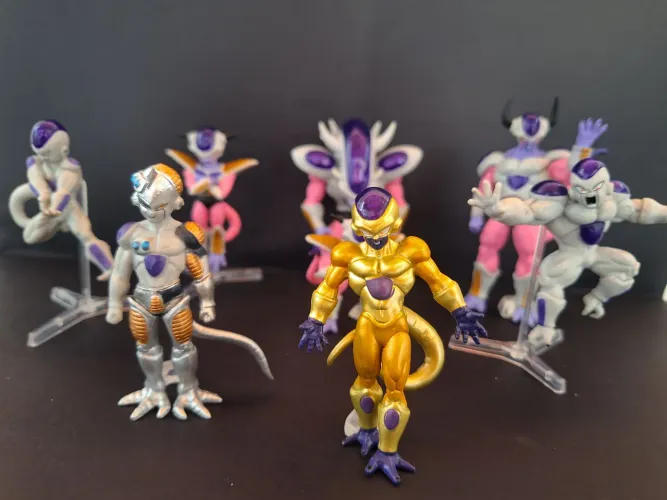 Bonecos Freeza - Coleção Completa
