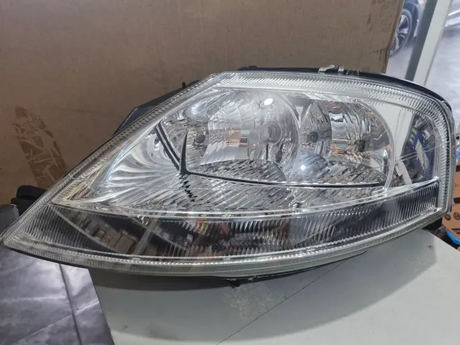 Farol principal Cintroen C3 2004 a 2012 Esquerdo Original 