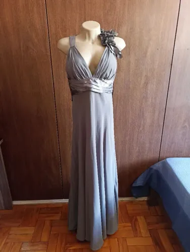 Vestido de Festa . Tamanho 46