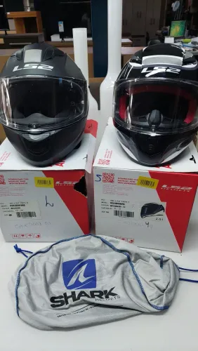 Capacete LS2 - 56 e 62 c/ óculos interno