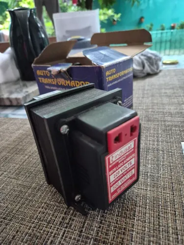 Auto Transformador 220V 500W Indusat