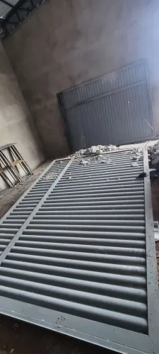 Portão a venda ** ( Leia a descrição )**