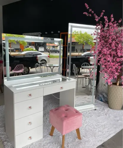 Penteadeira com Espelho Iluminado e 5 Gavetas