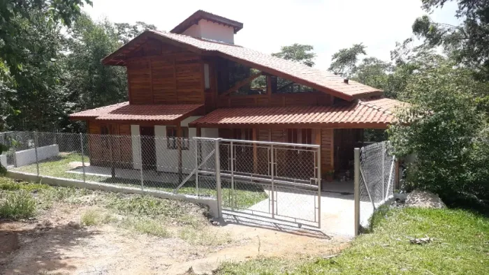 Seu Refúgio Moderno na Natureza - Conforto, Vista e Tranquilidade em um só lugar