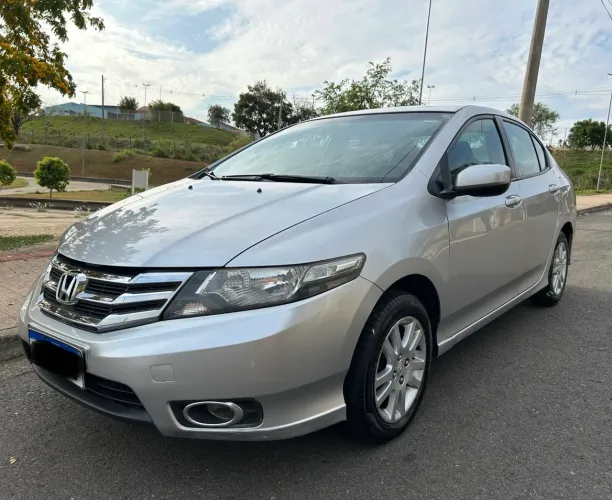 Honda City Sedan DX 1.5 Flex 16V Mec. 2013