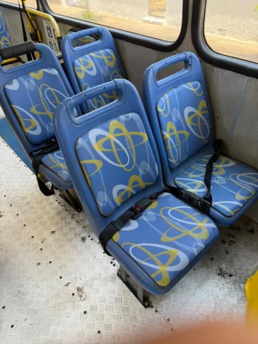 Ônibus Volkswagen comil svelto motor mwm 6 cilindros