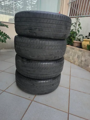 PNEUS 235/55 r18