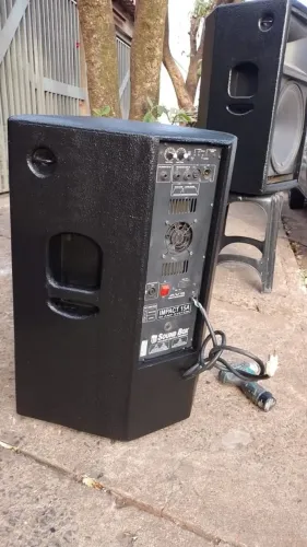 Par de cx ativas Sound Box Impact 15