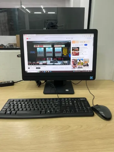 All in one Dell Inspiron 3052