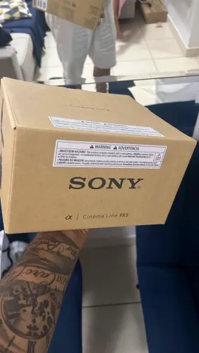 VENDO CÂMERA FX3 + HANDLE