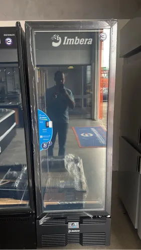 Freezer vertical porta vidro com aquecimento 576 litros Novo