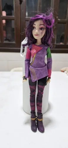 Boneca Descendentes Mal 
