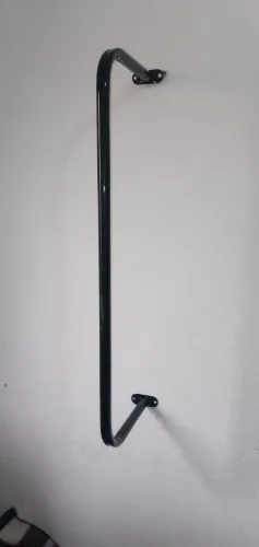 ARARA DE FERRO