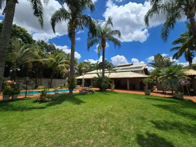 Casa em Condomínio à venda no Village Bandeirantes 1, Jardinópolis, SP, 3 quartos, 3 suíte