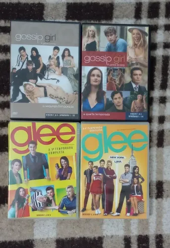 Coleção DVDs Gossip Girl e Glee