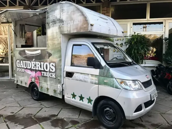 Rely Link Food Truck.